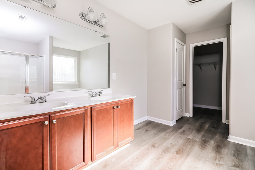 Building Photo - 129 Reno Ct