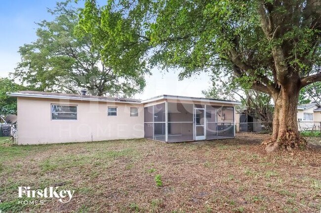 Building Photo - 4180 NW 34th Way