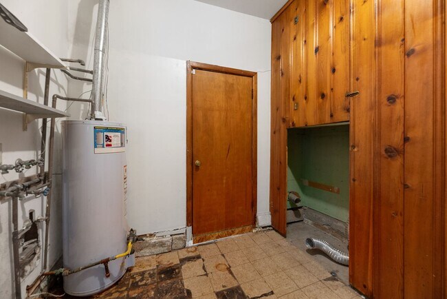 Building Photo - Charming 3 Bed 1 Bath In Quiet Neighborhood