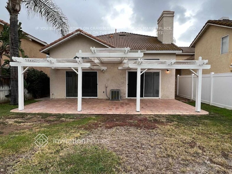 Building Photo - 5777 El Palomino Dr