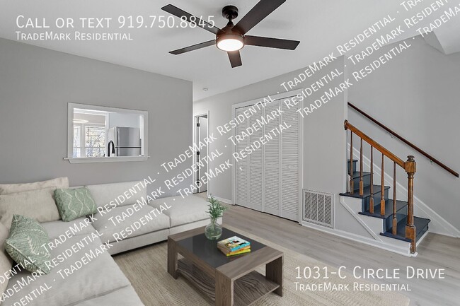 Building Photo - 1031-C Circle Drive-