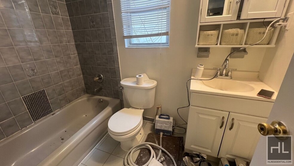 Building Photo - 1081 Schenectady Ave