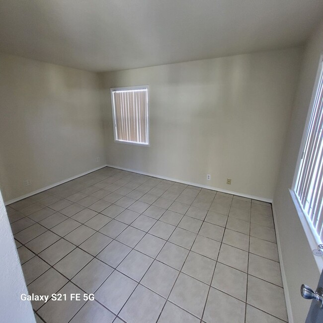 Building Photo - 2100 Cabrillo Ave
