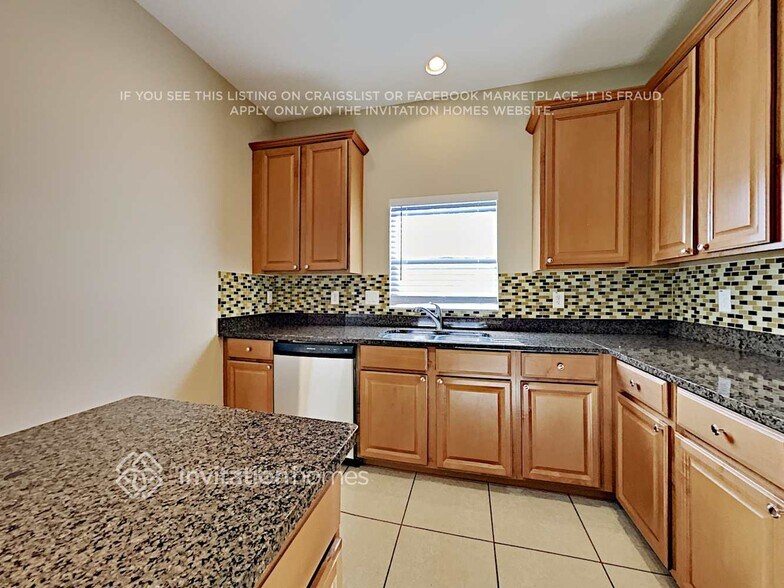 Building Photo - 11621 Addison Chase Dr