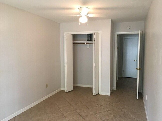 Building Photo - 5302 Avenue G
