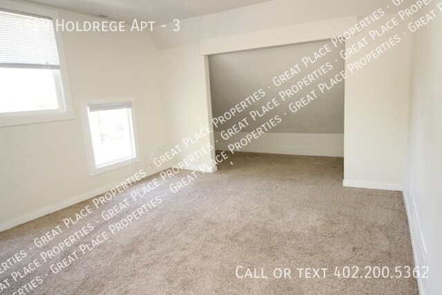 Building Photo - 4529 Holdrege St