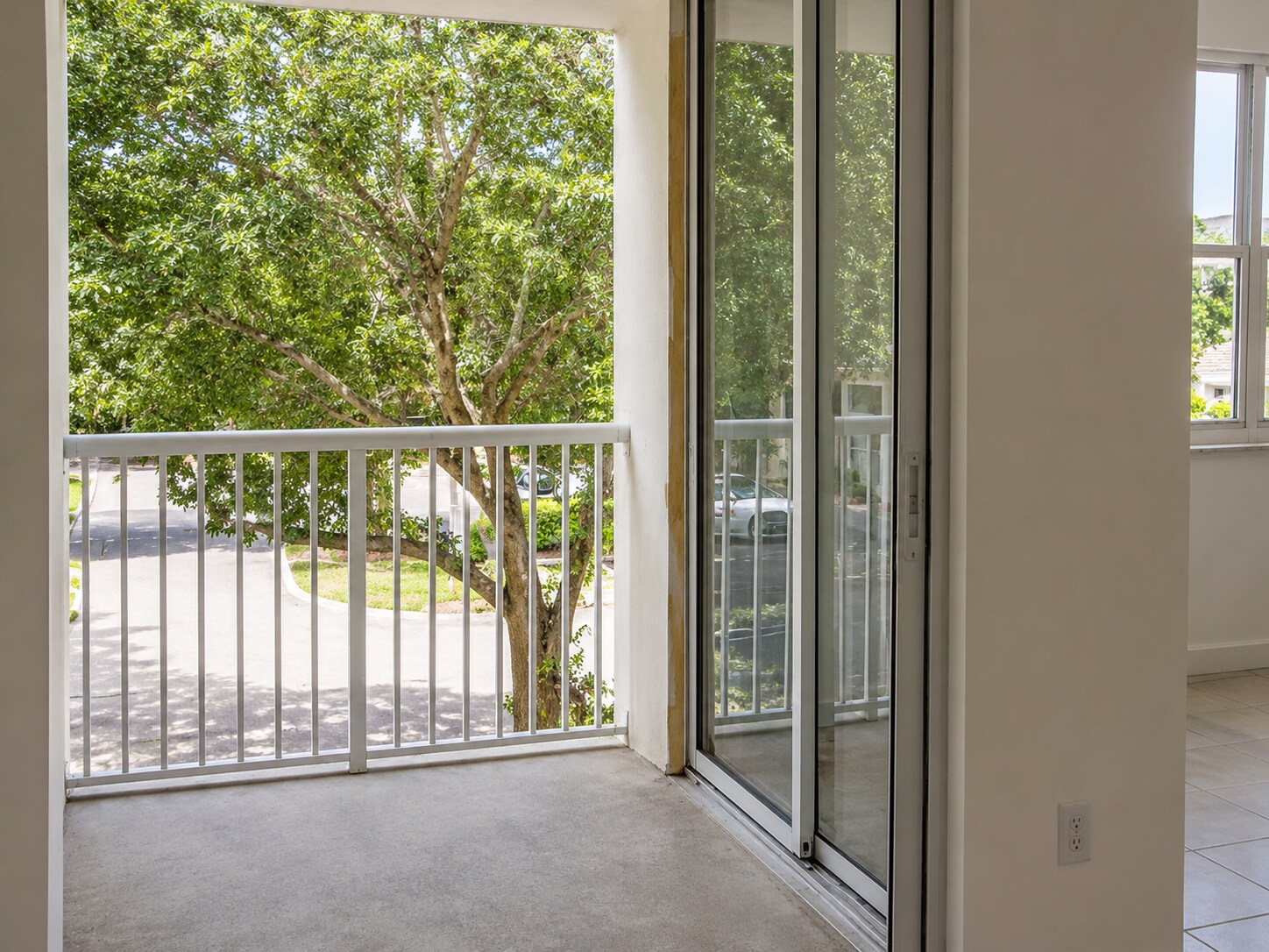 Building Photo - 1016 Shoma Dr