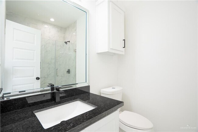 Building Photo - 11 S Xanthia St