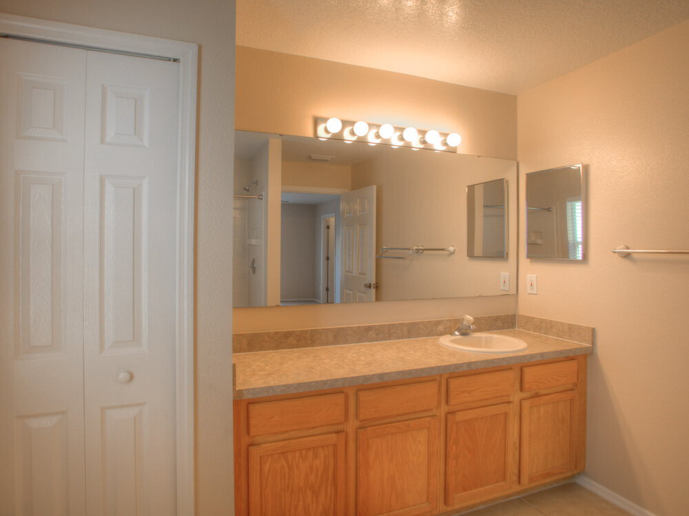 Building Photo - 4033 Banbury Cir