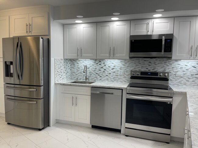 Brand new kitchen - 300 N State St