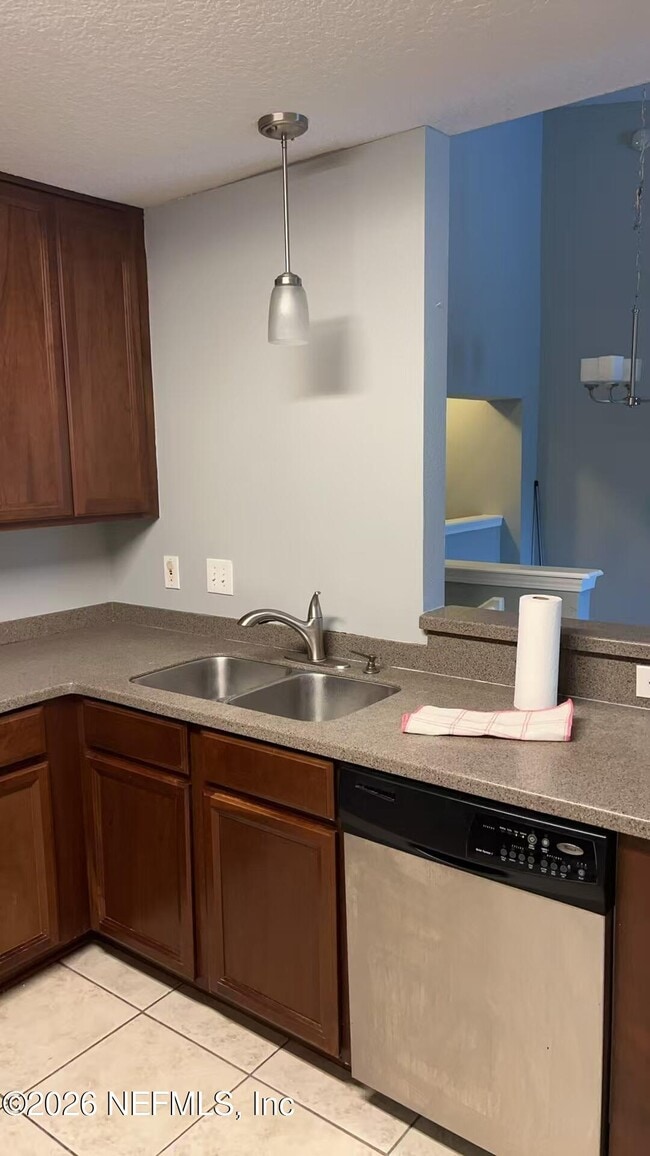 Building Photo - 13827 Herons Landing Way