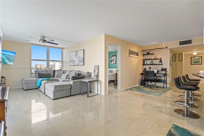 Building Photo - 3800 S Ocean Dr