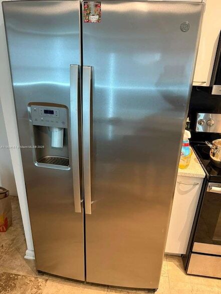 Building Photo - 133 NE 2nd Ave