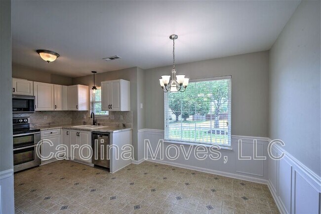 Building Photo - 17 Woolridge Way