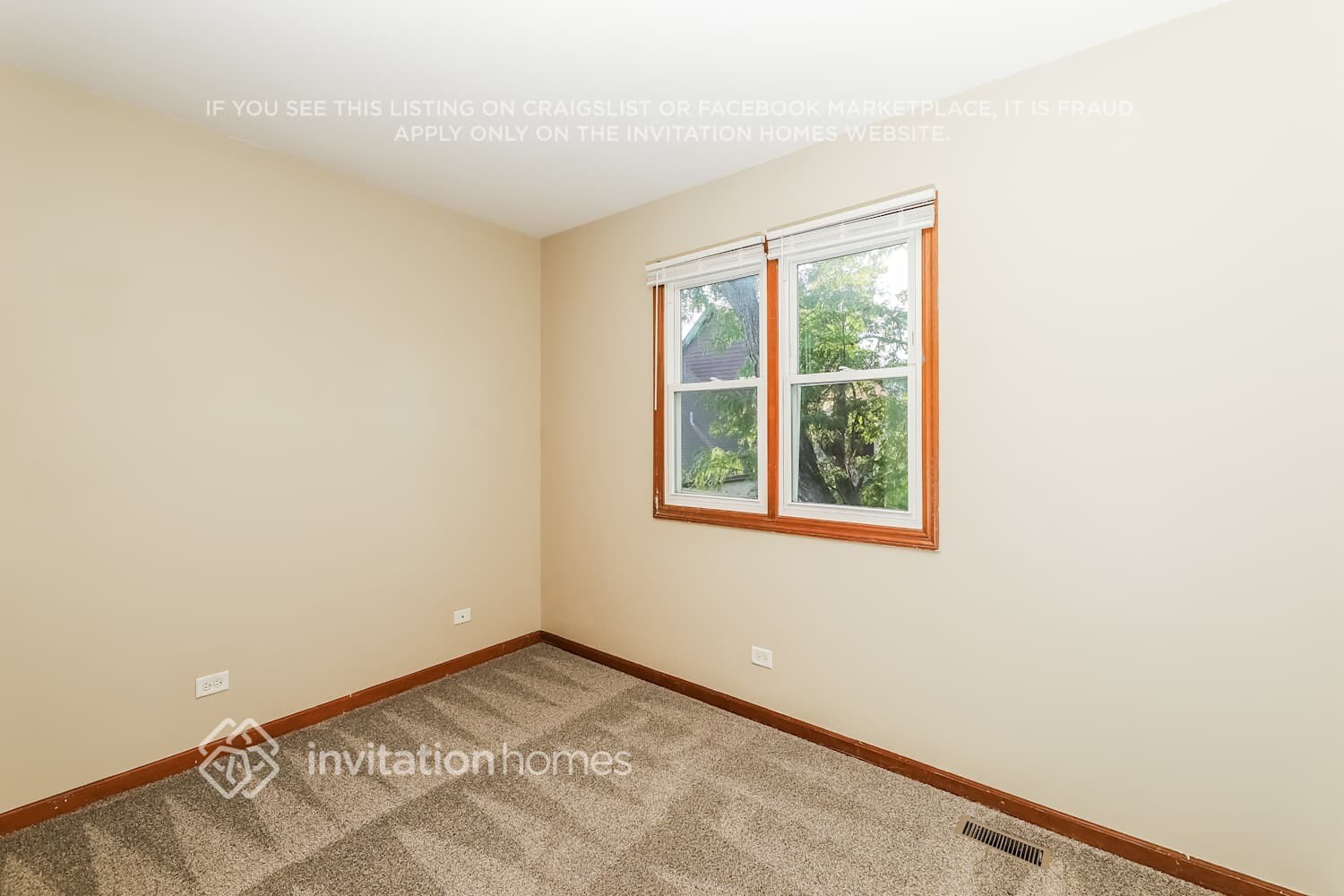 Building Photo - 2517 Leach Dr