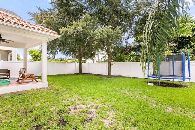 Building Photo - 3814 W Sevilla St
