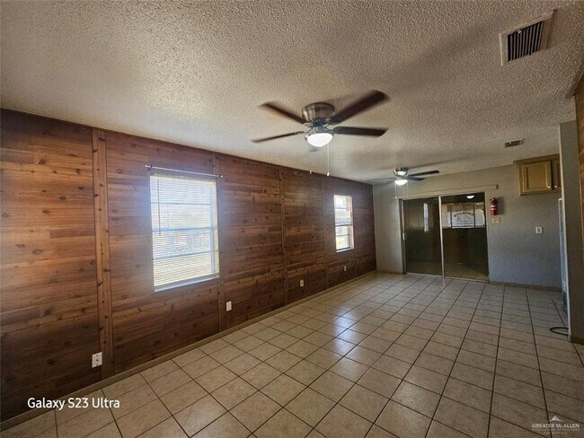 Building Photo - 24 N Ware Rd