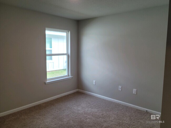 Building Photo - 23213 Shadowridge Dr