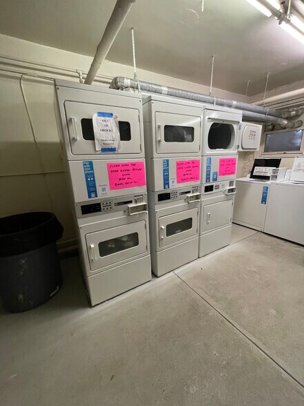 Building Photo - 14 Melvin Ave