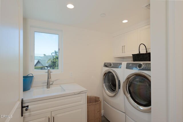 Building Photo - 2129 Piru Ave