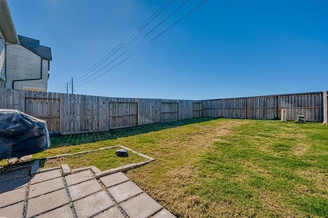 Building Photo - 2523 Terrace Point Dr