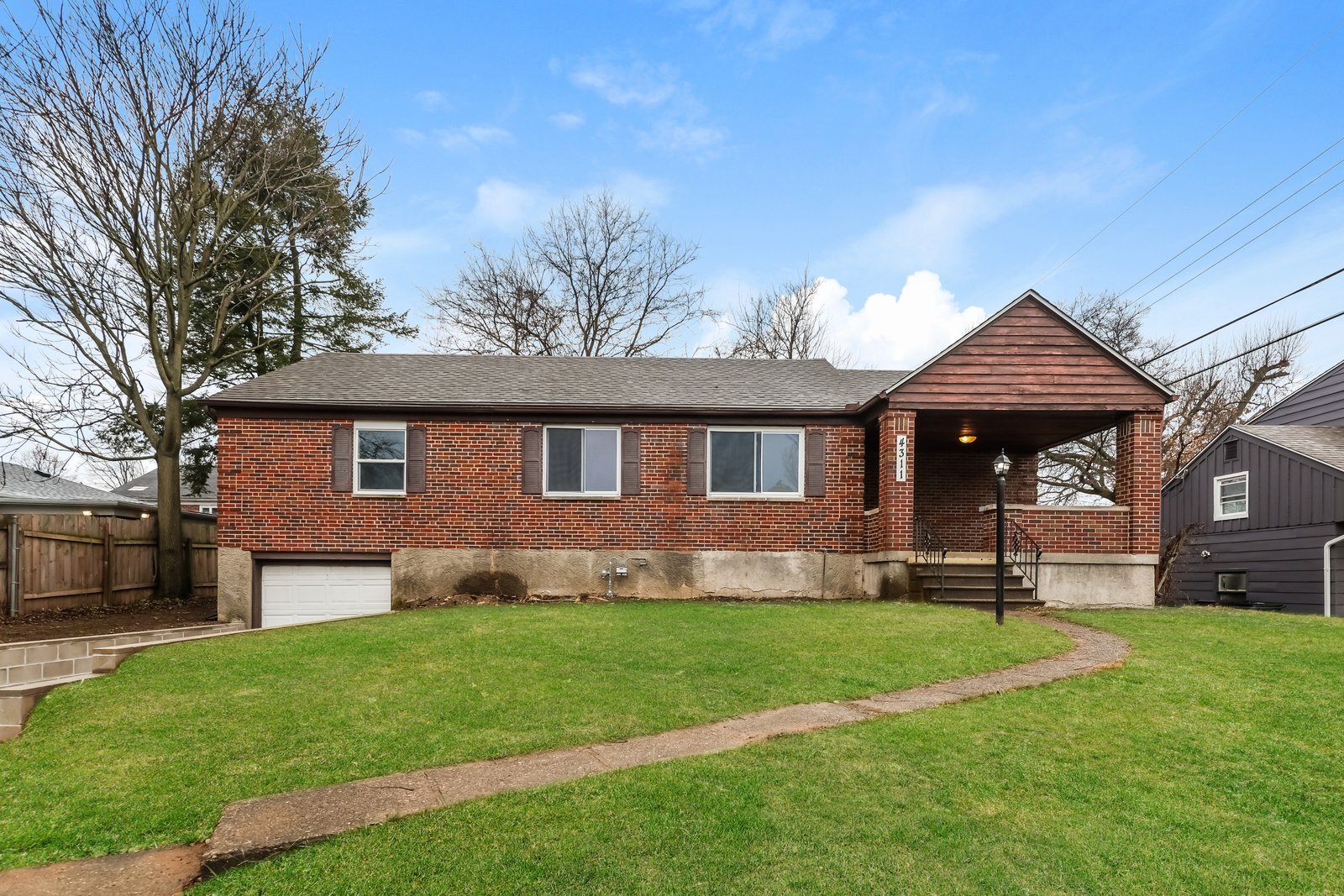 Building Photo - 4311 Winona Ave