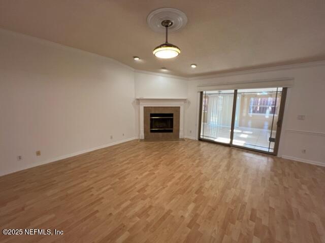 Building Photo - 2127 Forest Gate Dr W