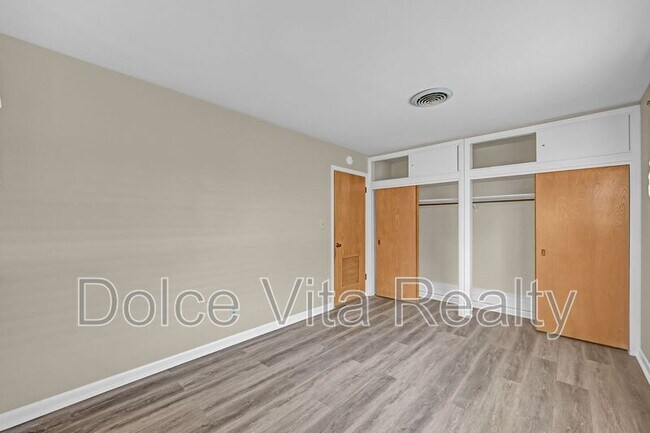 Building Photo - 1110 Walnut Ave