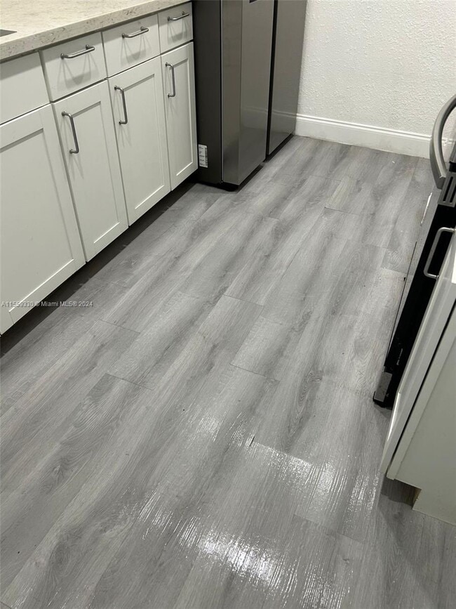 Building Photo - 1983 NW 46th St