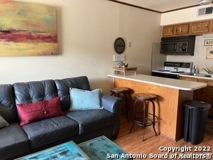 Building Photo - 500 N Market Ave