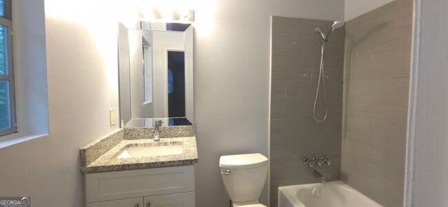 Building Photo - 147 Northdale Pl