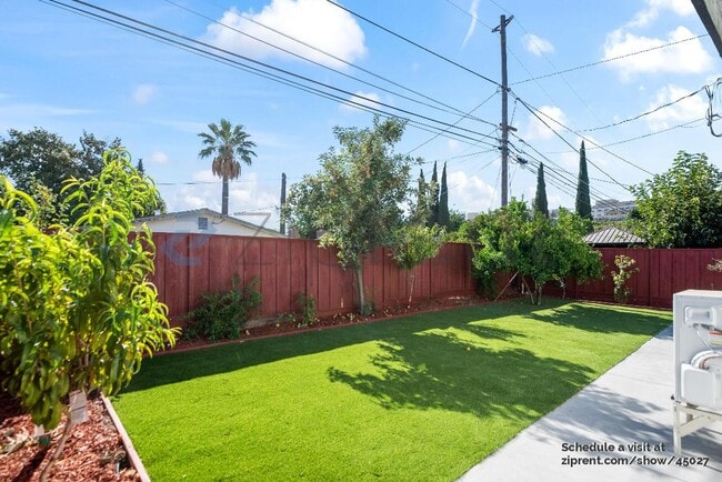 Building Photo - 4136 San Bernardino Way