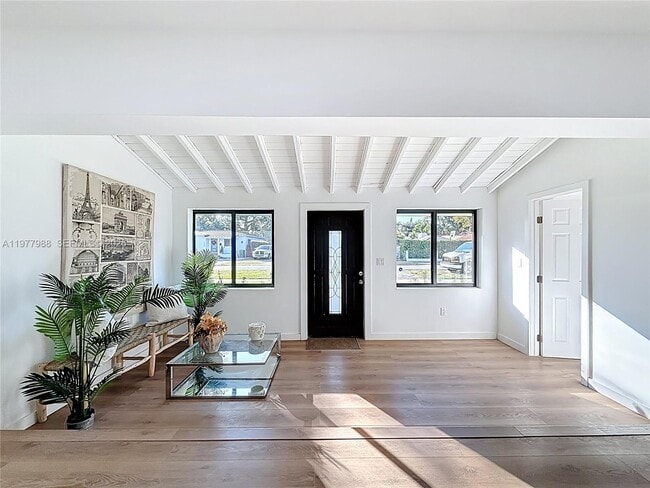 Building Photo - 3521 SW 58th Ct