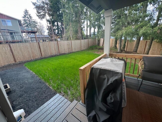 Building Photo - 2311 Quail Run Ln S