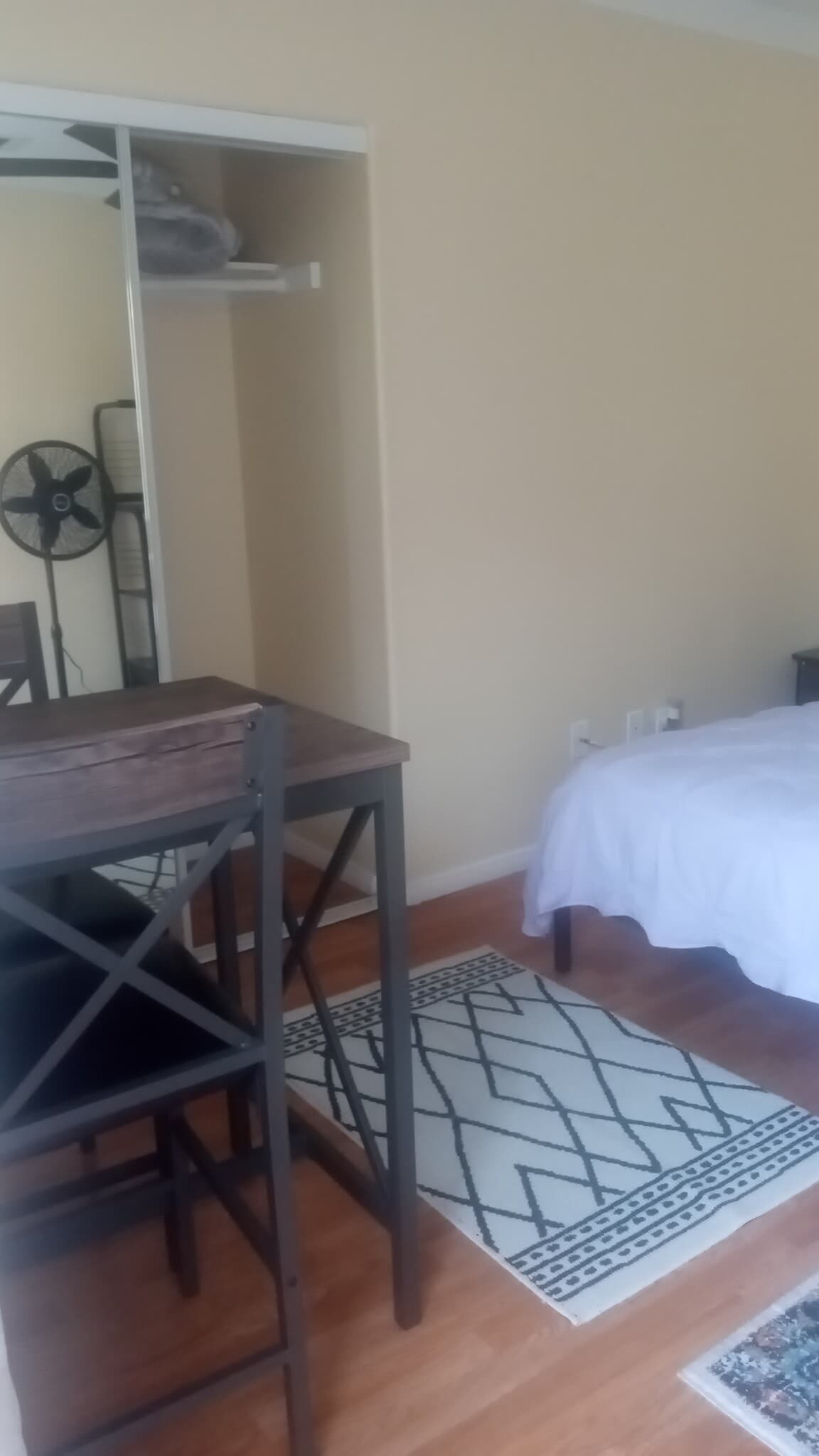 Building Photo - 2403 W Verdugo Ave