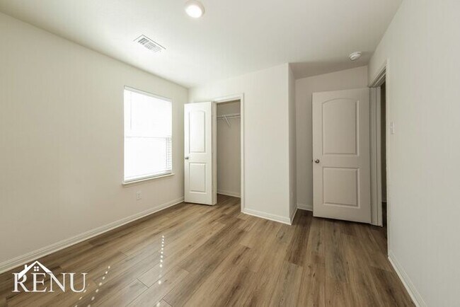 Building Photo - Coming Soon! First Month Free!