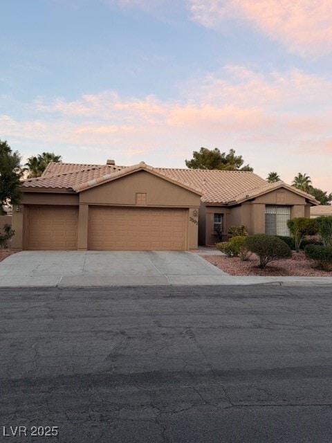 Building Photo - 2502 Mesa Verde Terrace