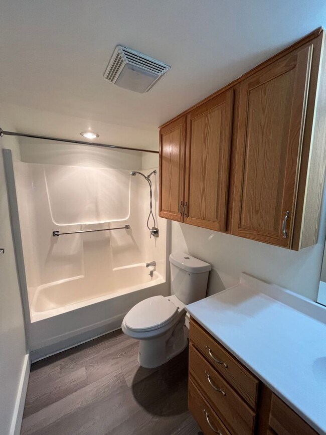 Building Photo - 7290 W Dean Rd