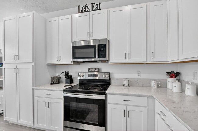 Building Photo - 4790 Navali Dr