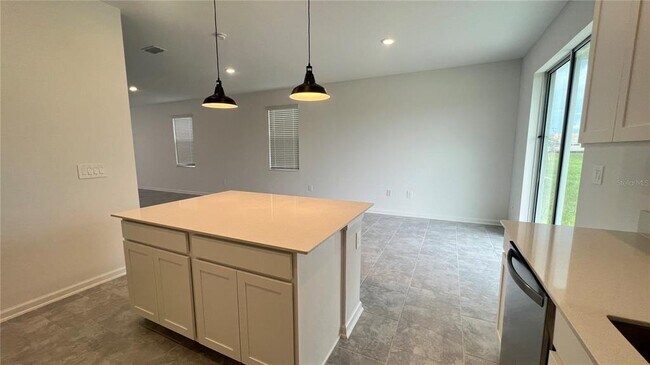 Building Photo - 2821 Pierr St