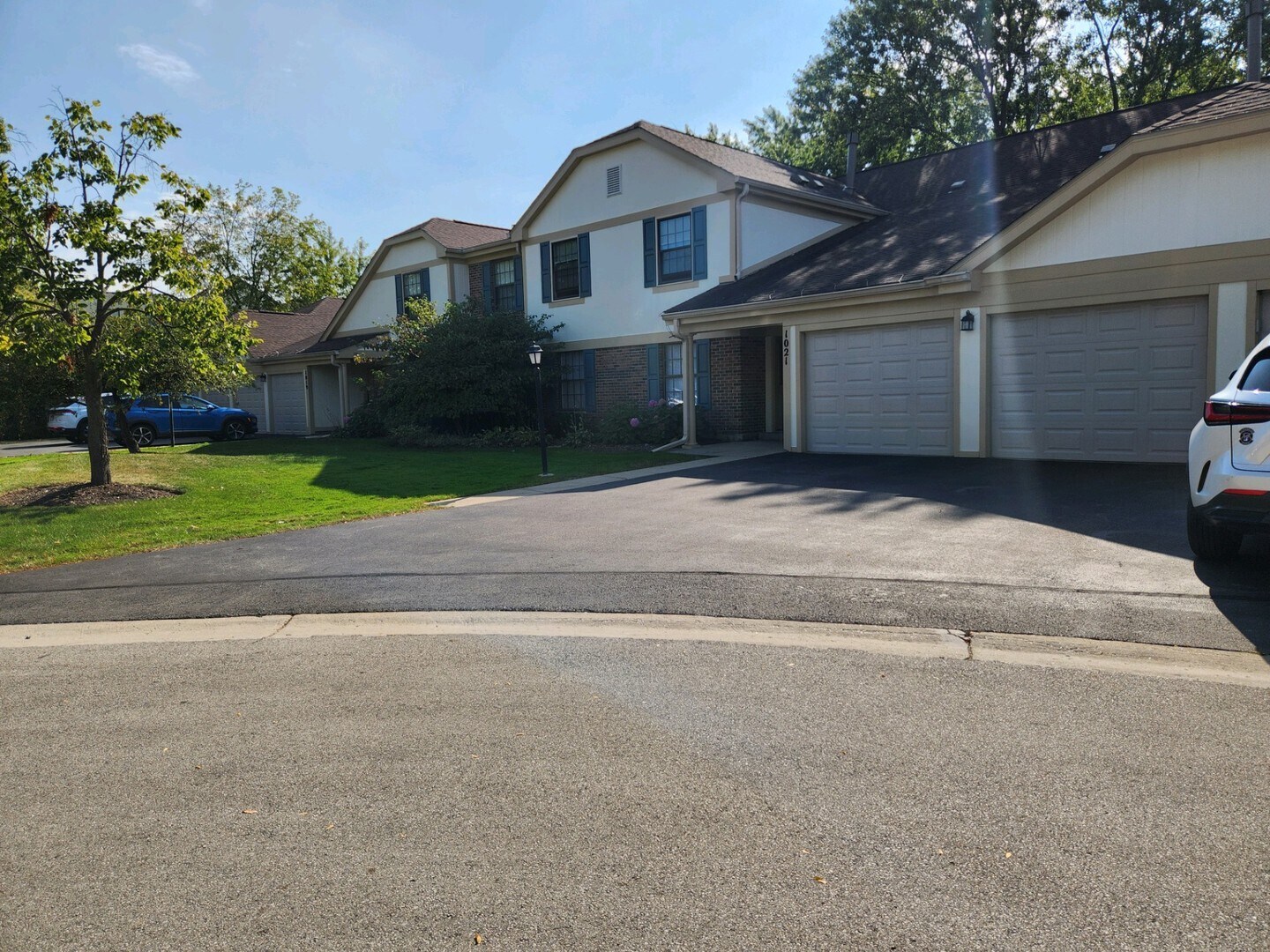 Building Photo - 1021 Boxwood Ct
