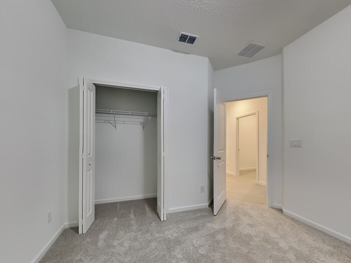 Building Photo - 9005 Latigo Ln