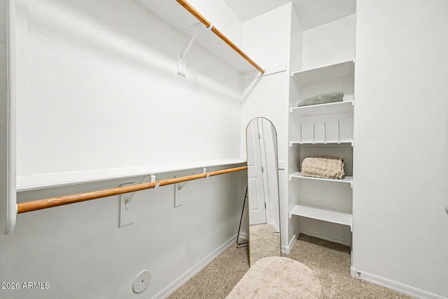 Building Photo - 3432 E Strawberry Dr