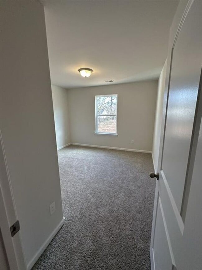 Building Photo - Beautiful home in Shelby, NC!