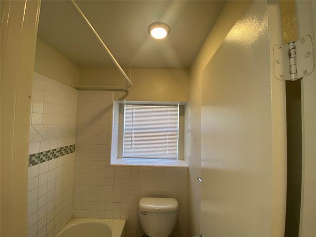 Building Photo - 10303 Lone Pine Ln