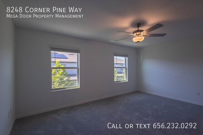 Building Photo - 8248 Cor Pne Wy