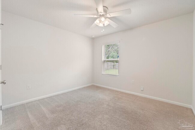Building Photo - 10609 Queens Gate Cir