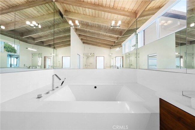 Building Photo - 31654 Broad Beach Rd