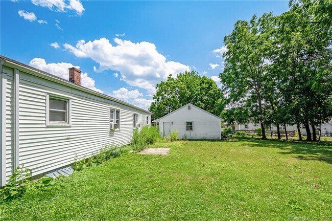 Building Photo - 9 Hazelmere Ct