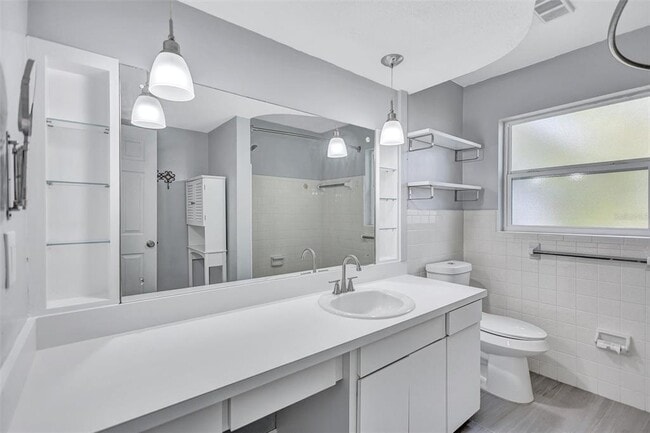 Building Photo - 2544 Burnice Dr